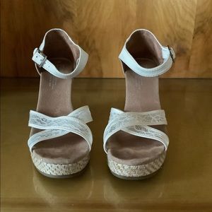 Toms Women’s Lace Wedding Wedges